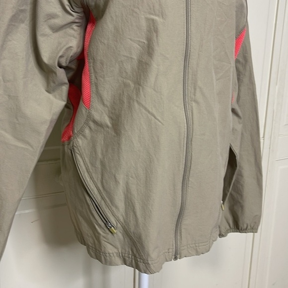 Danskin Lightweight Convertible 2 in 1 Jacket/Vest Beige Pink Size 2X Plus Size - Picture 3 of 13